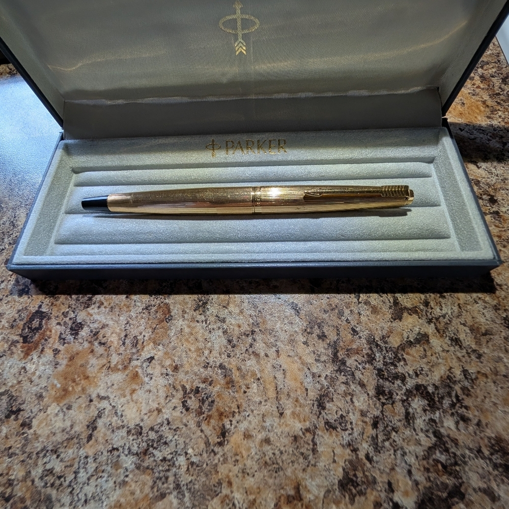 Parker 45 Insignia GT Fountain Pen